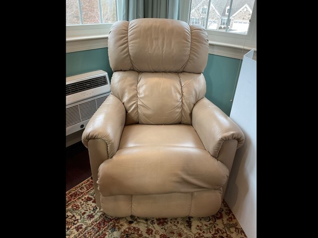Image for Estate Sale | Sellersville, PA | March 24, 2025 at 8:00 PM
