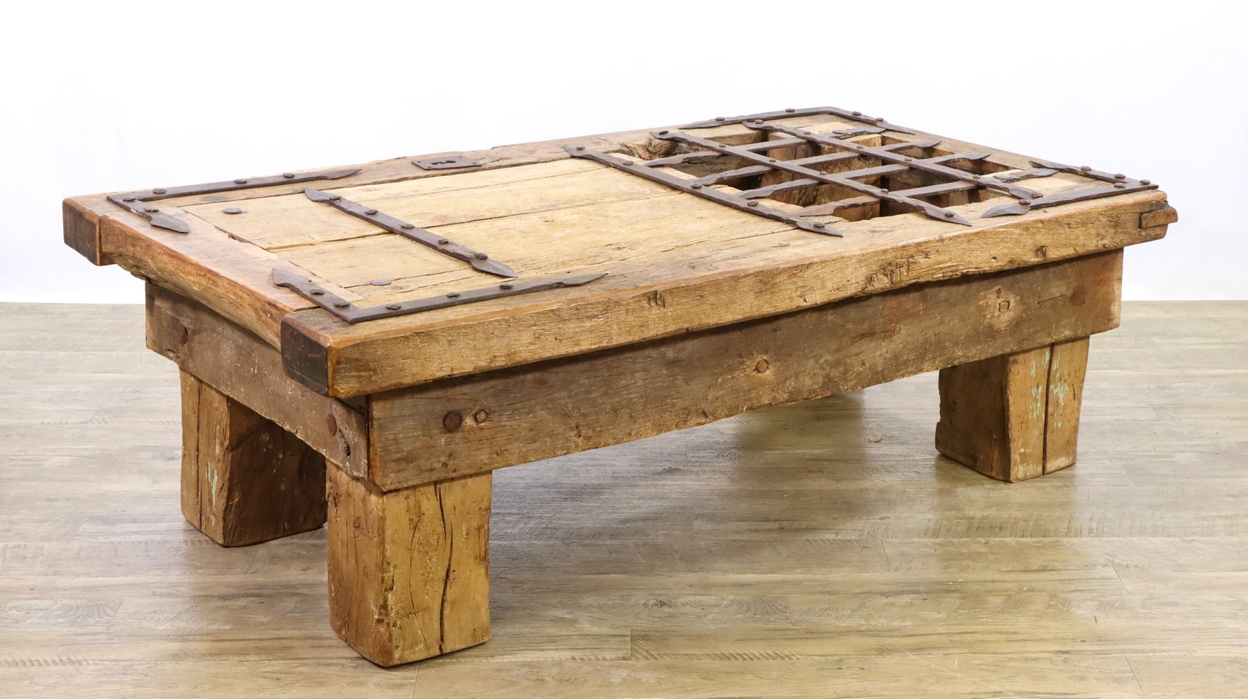 Image for Collectors | April 24, 2025 at 10:00 AM