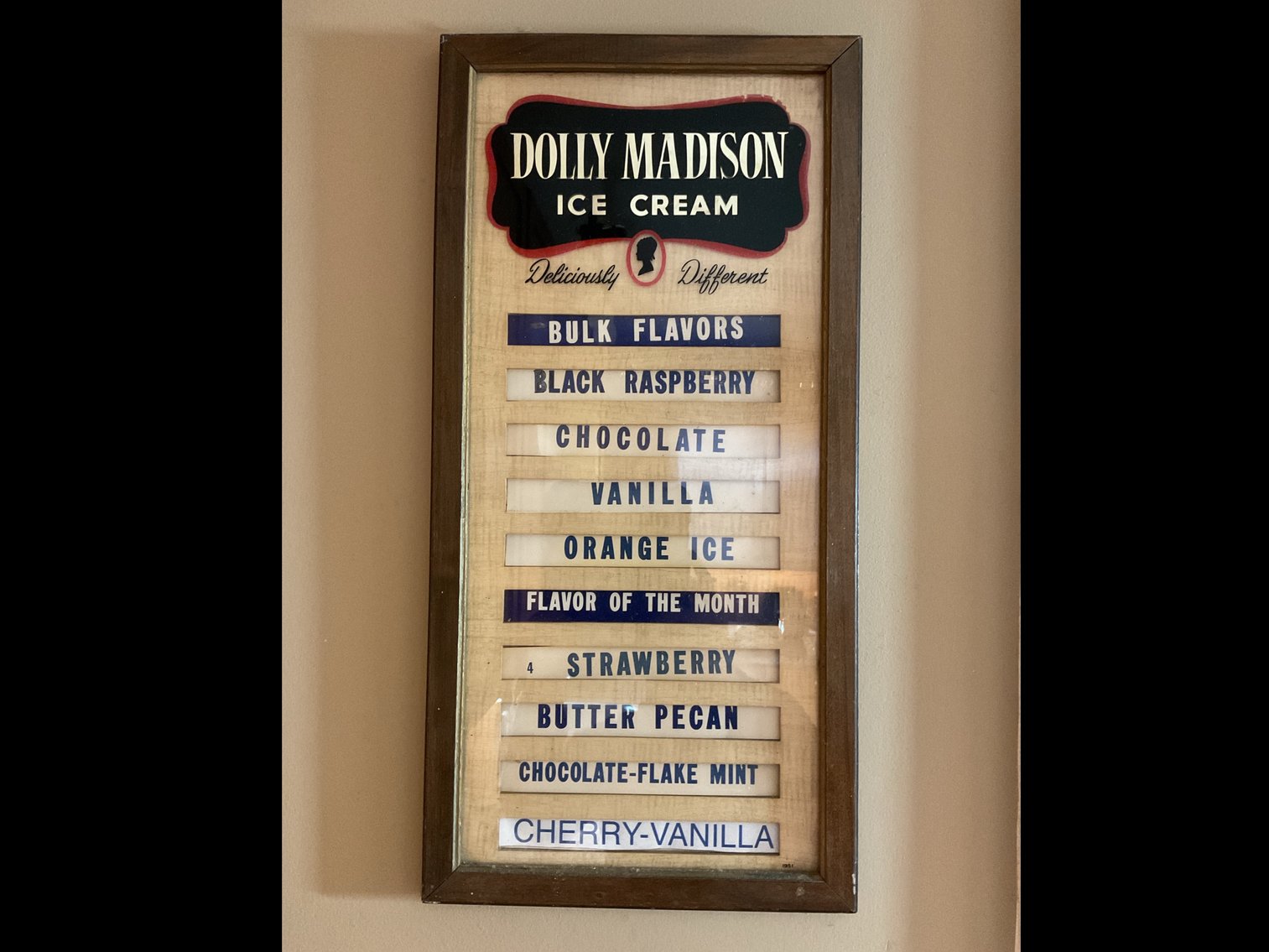 Image for Estate Sale | Schwenksville, PA | May 5, 2025 at 8:00 PM