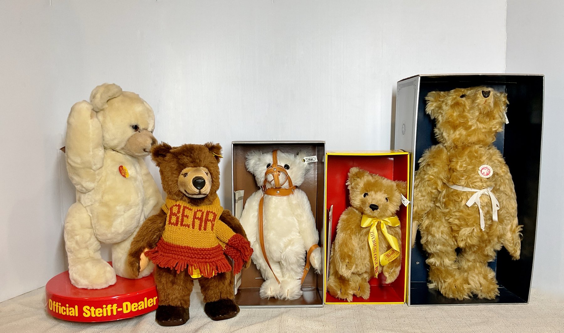 Image for Business Liquidation of Good Golly Dolly | Estate of Gloria Casale | Skippack, PA | September 7th at 8:00 PM | Part 1