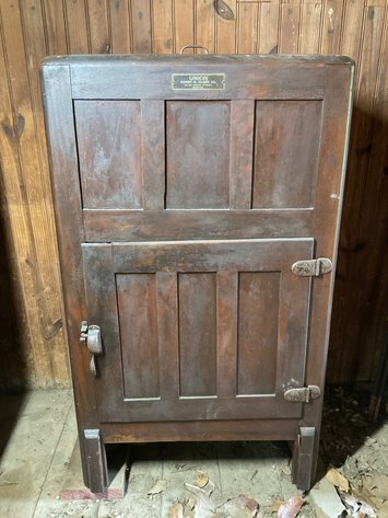 Image for Estate Sale | Oley, PA | September 29, 2025 at 8:00 PM