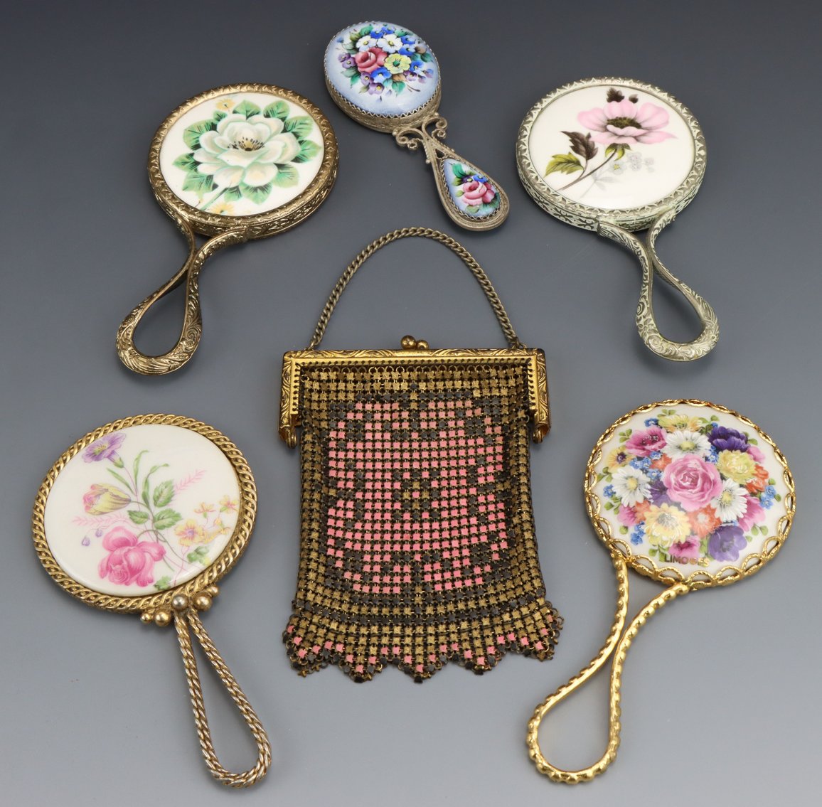 Image for Vintage Accessories | October 8, 2025 at 8:00 PM