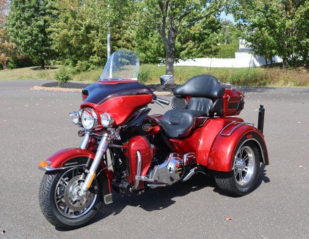 Image for Vehicles and Cycles | October 21, 2025 at 7:00 PM