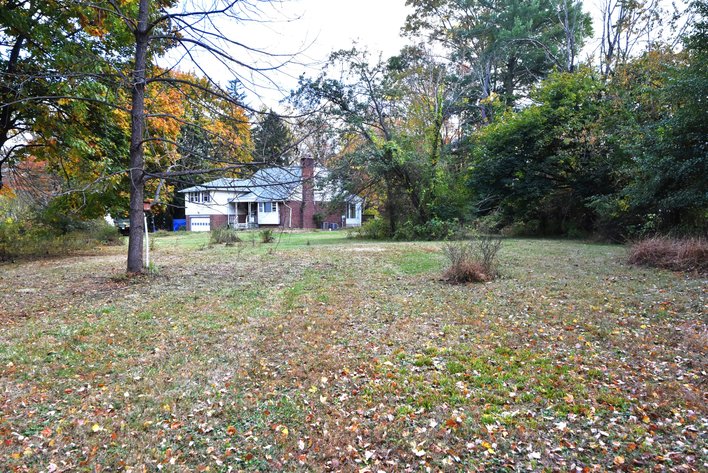 Image for Sold! Real Estate For Auction | 422 Wyndon Rd, Ambler, PA 19002 | November 20, 2025 at 4:00 PM