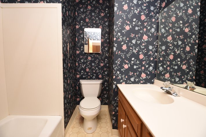 Image for Sold! Real Estate For Auction | 217 Cherry Lane, Lansdale, PA 19446 | December 16, 2025 at 4:00 PM