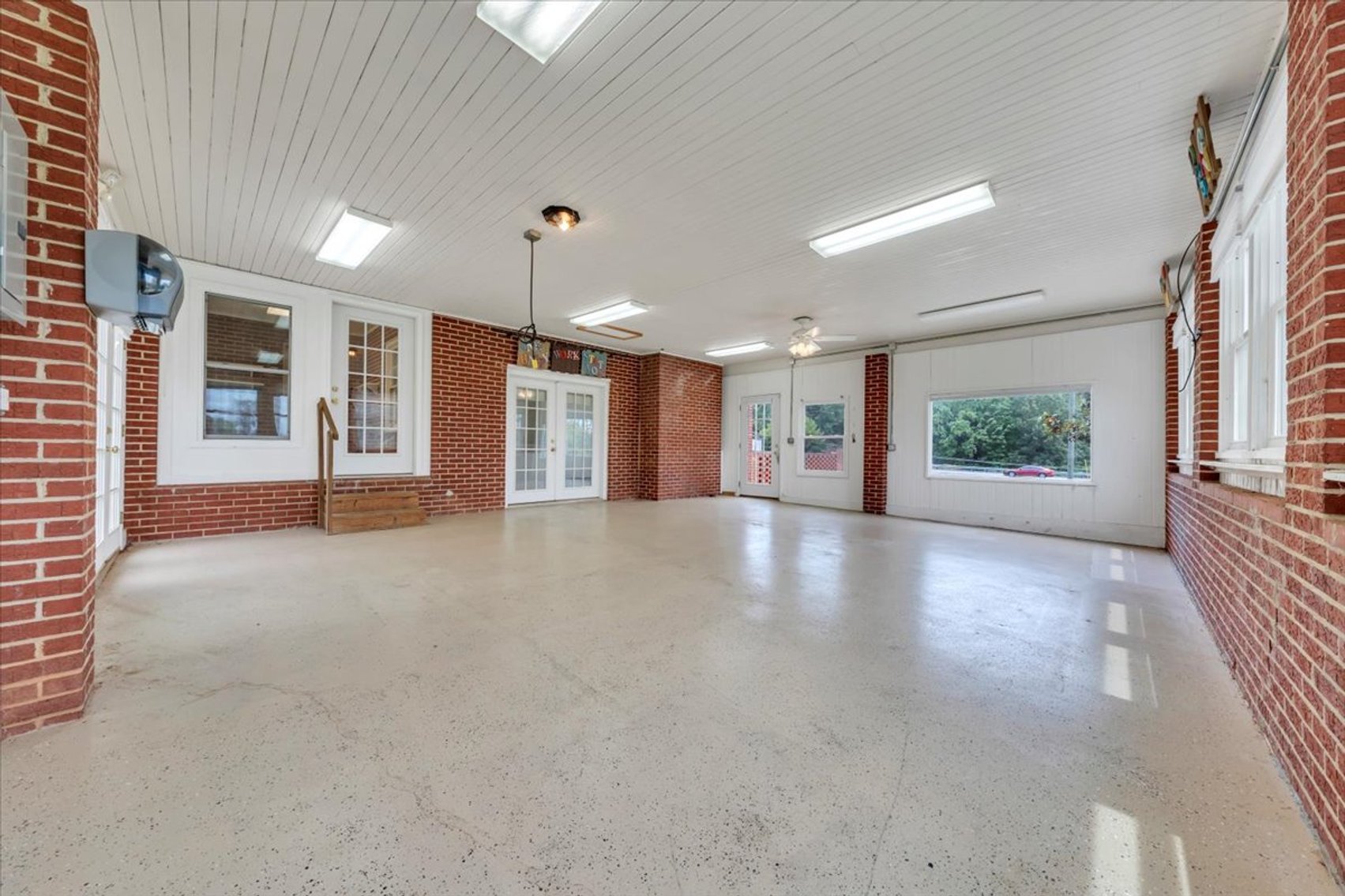 Image for 19503 Virgil H Goode Hwy Online Real Estate Auction