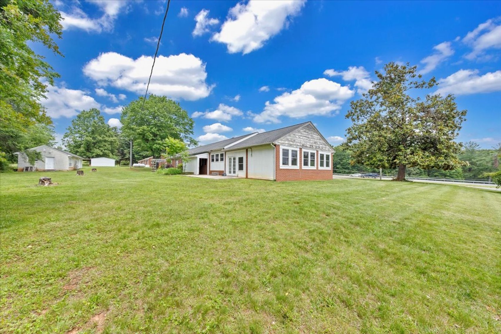 Image for 19503 Virgil H Goode Hwy Online Real Estate Auction