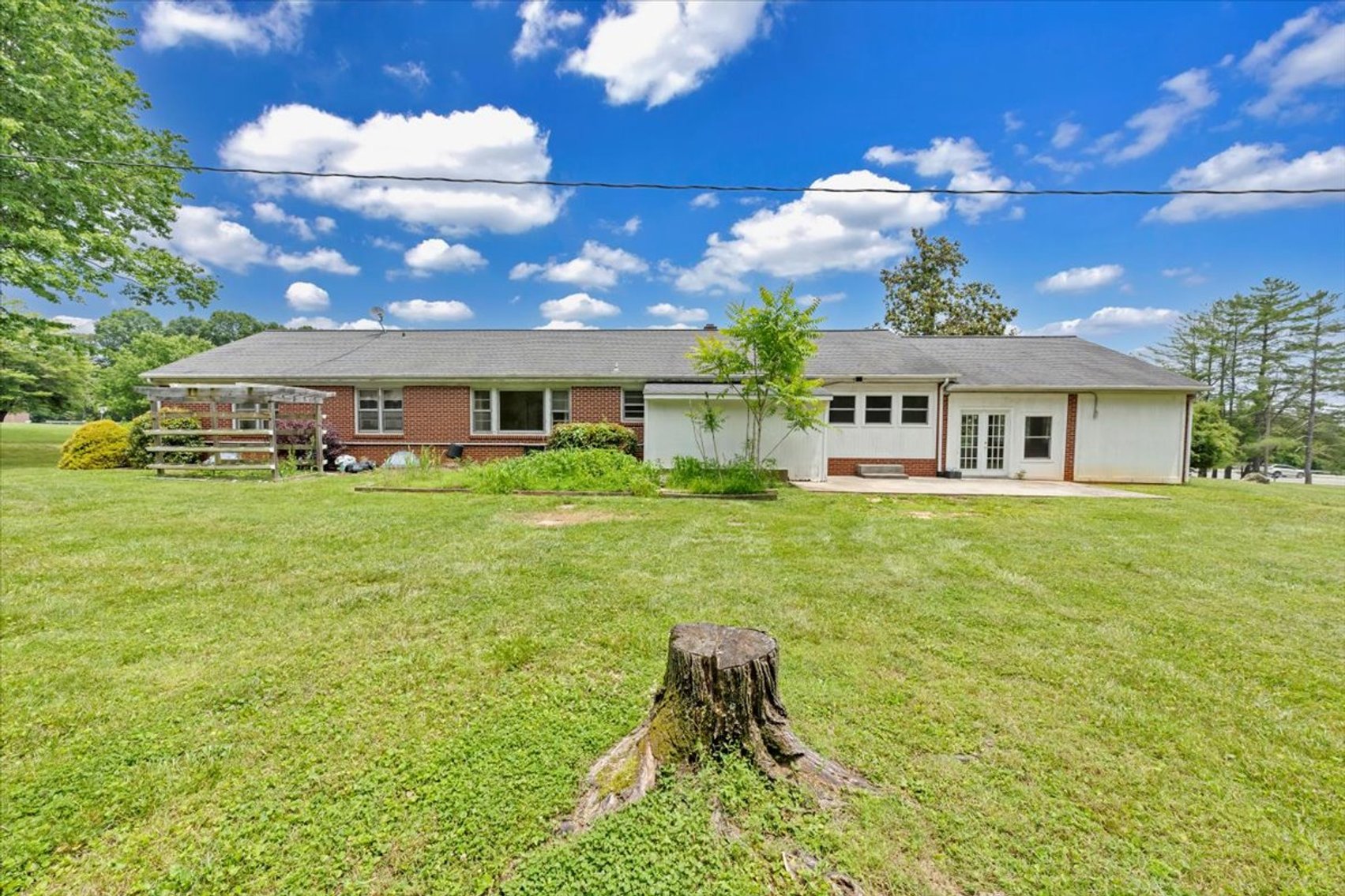 Image for 19503 Virgil H Goode Hwy Online Real Estate Auction