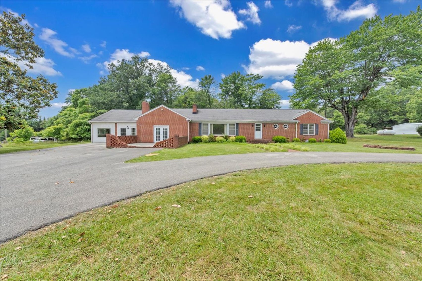 Image for 19503 Virgil H Goode Hwy Online Real Estate Auction