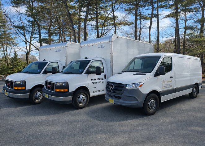 GMC Savana Box Trucks & Mercedes Sprinter Van