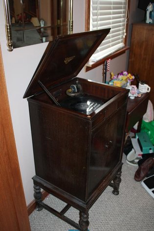 Image for ANTIQUES-COLLECTIBLES-FURNITURE-GLASS