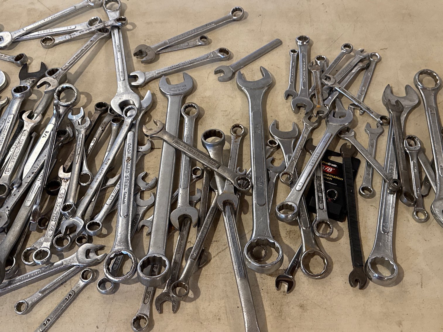 Image for Newark- Tools-Furniture-Household