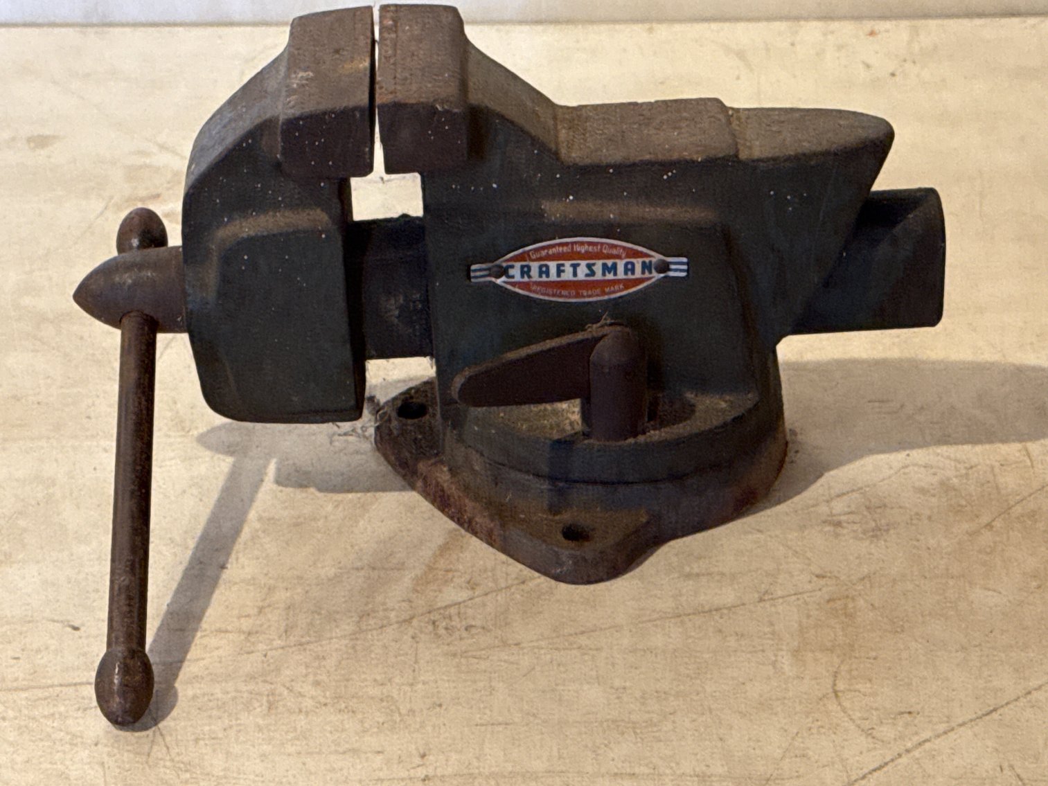 Image for Newark- Tools-Furniture-Household