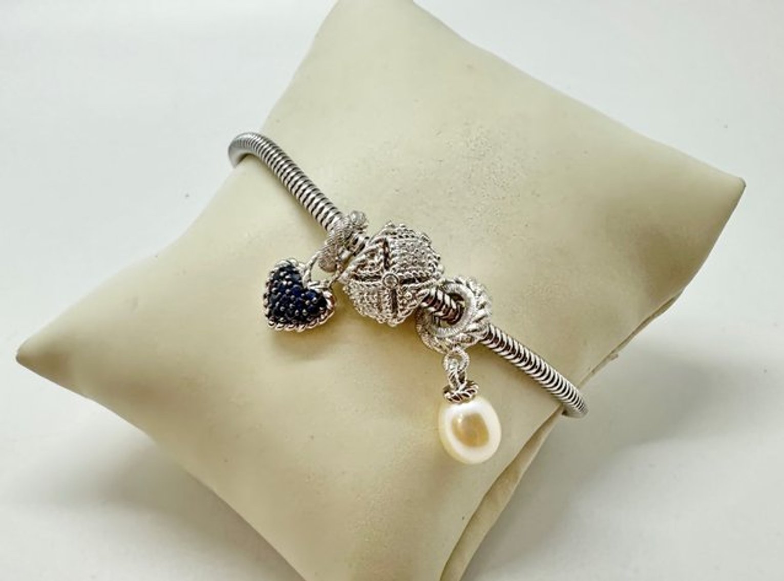 Image for End of Summer Jewelry August 2023
