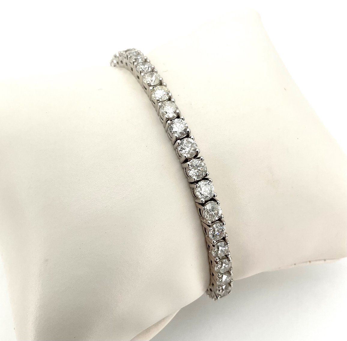 Image for Spring Bling Jewelry April 2024