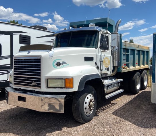 Image for 2002 Mack CL7 Straight Truck with ESI Dump Body