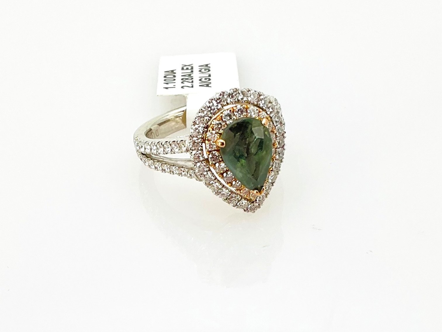 Image for Holiday Bling! Jewelry December 2024