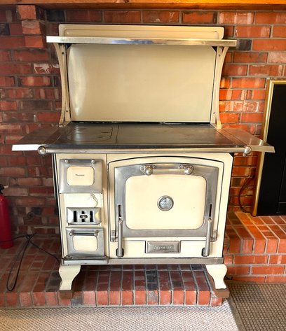 Image for Vickers/Academy Estate 2025