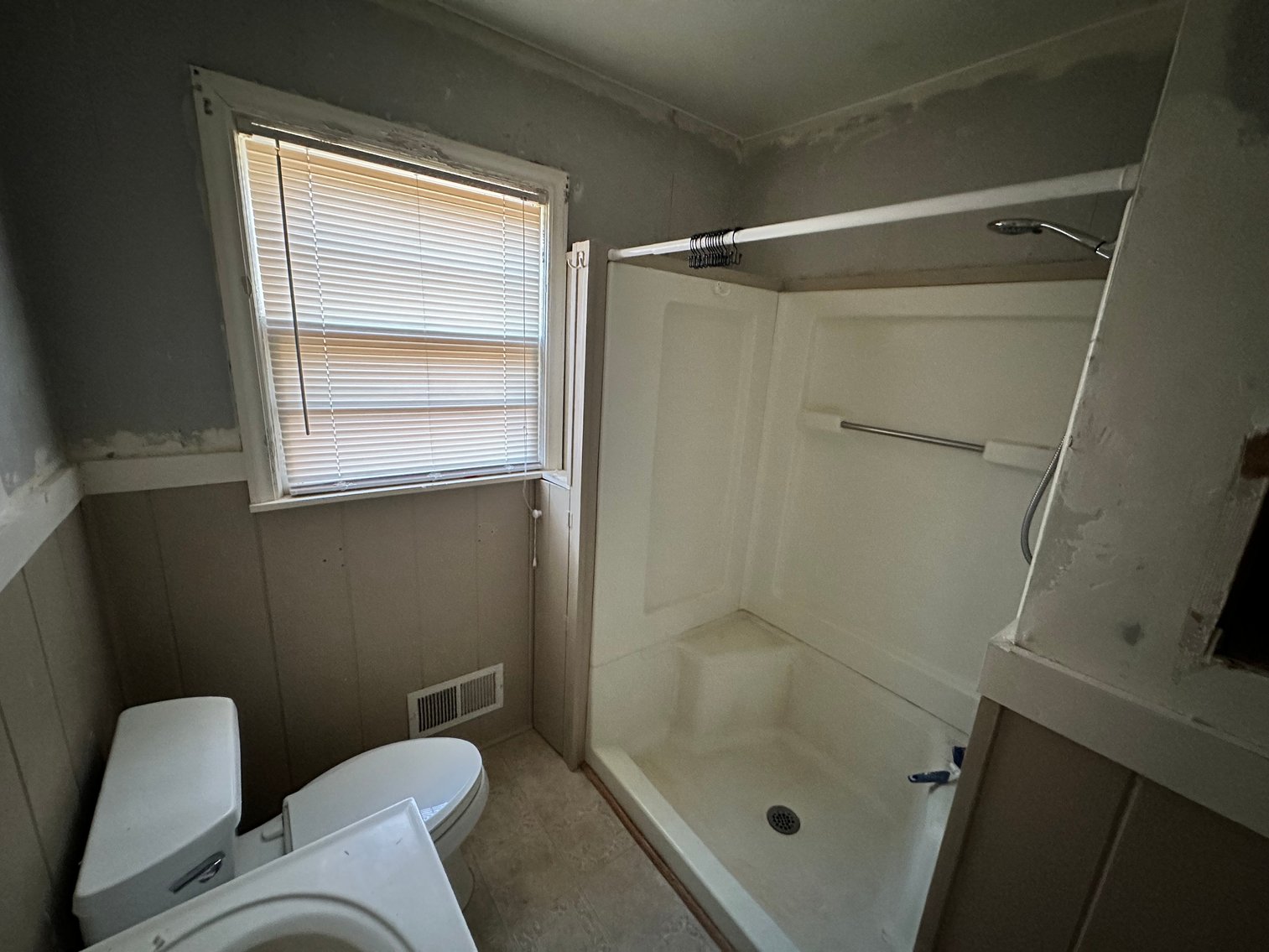Statesville Home Auction