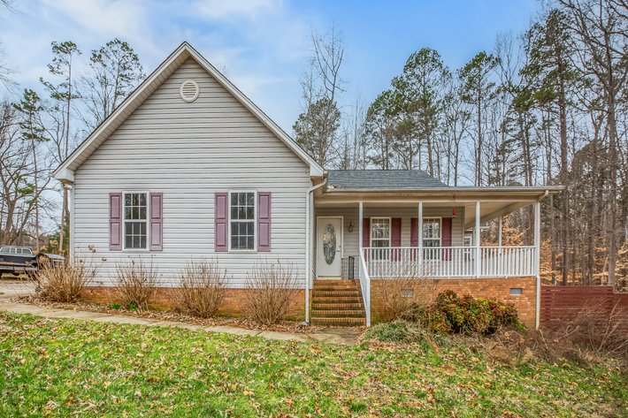 Image for Charming Pleasant Garden Home on Spacious Lot with Large Shop