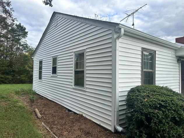 Image for Yadkinville Charming Country Home