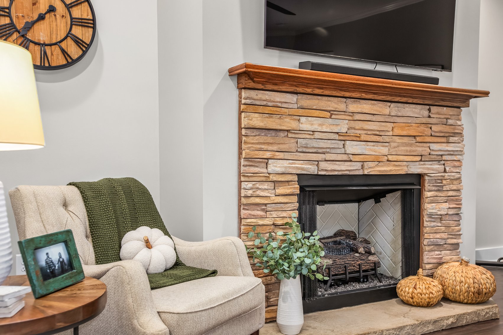 Davie County Home-Modern Living with Countryside Charm!