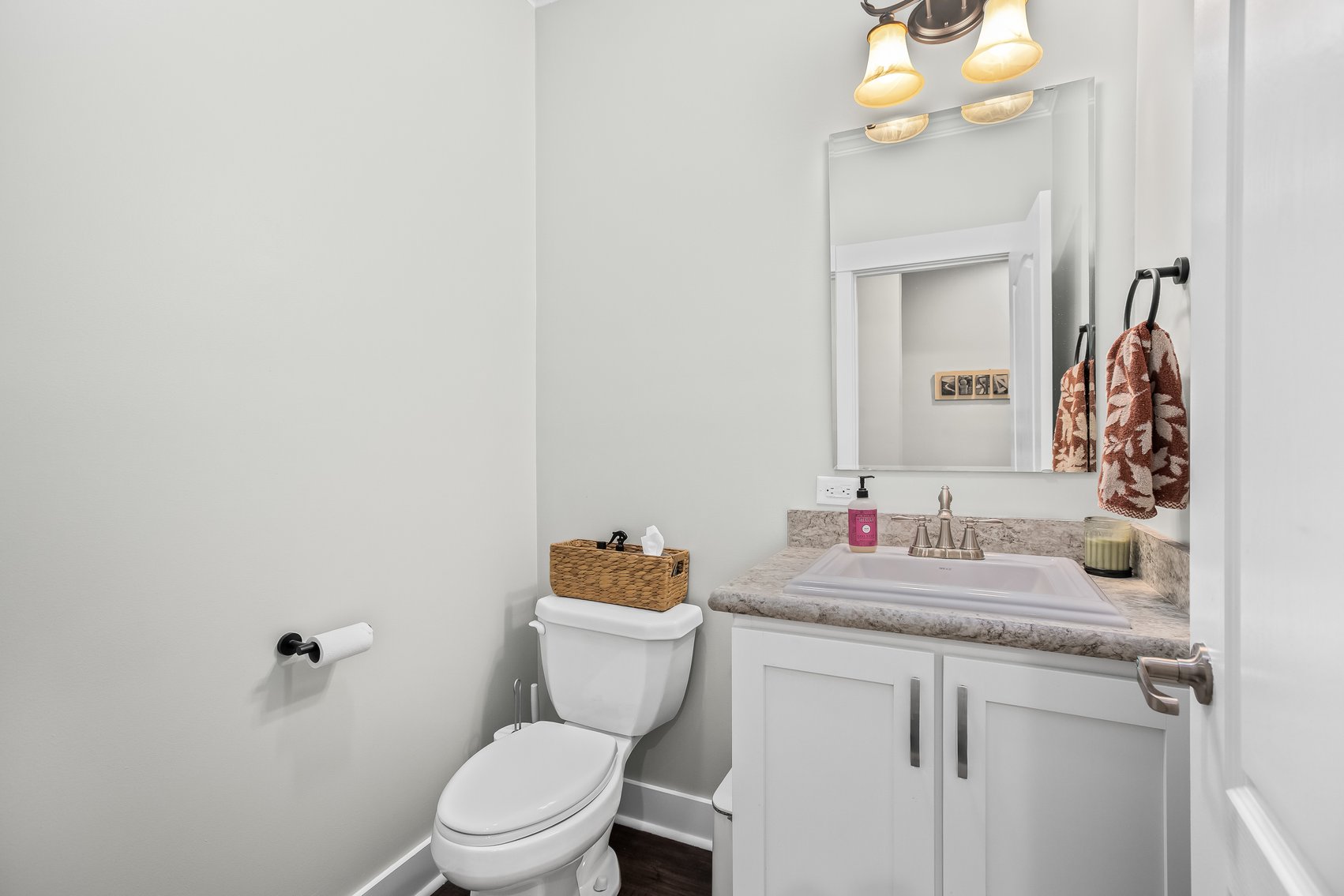 Davie County Home-Modern Living with Countryside Charm!