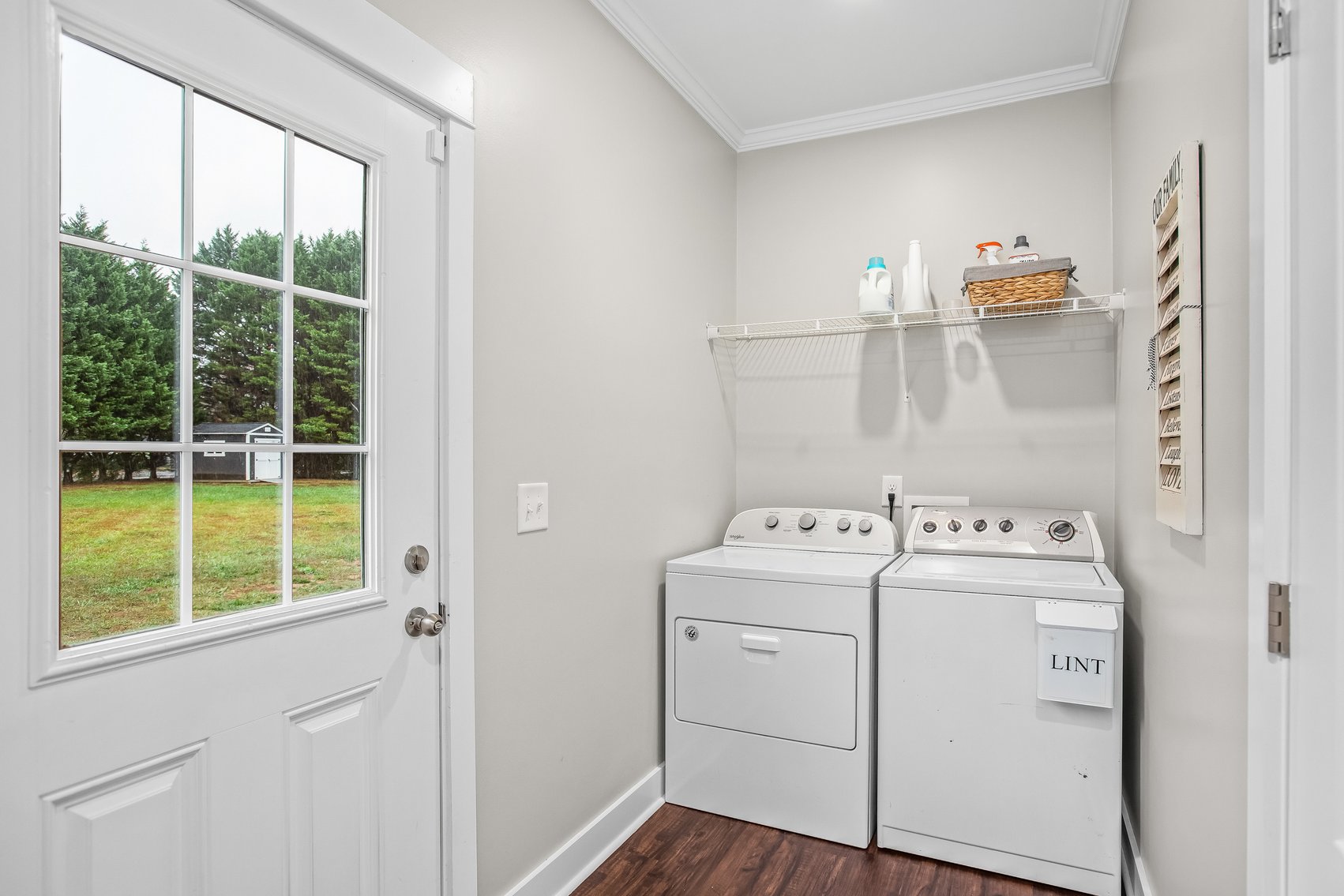 Davie County Home-Modern Living with Countryside Charm!