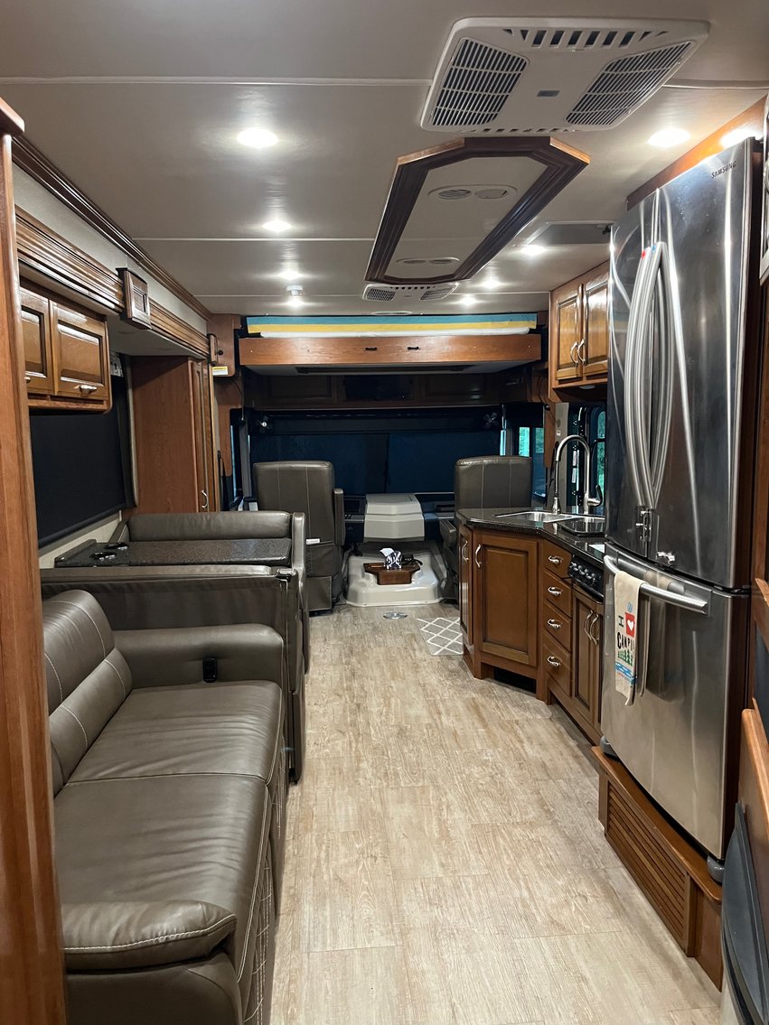 2019 Fleetwood Bounder Model 36F (39 ft long) Motorhome