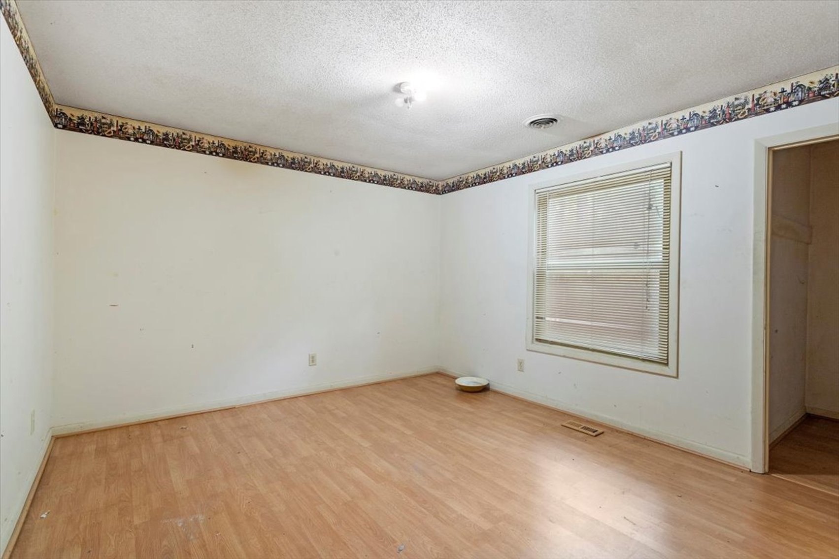 Hidden Gem with Reno Potential - Raleigh, NC