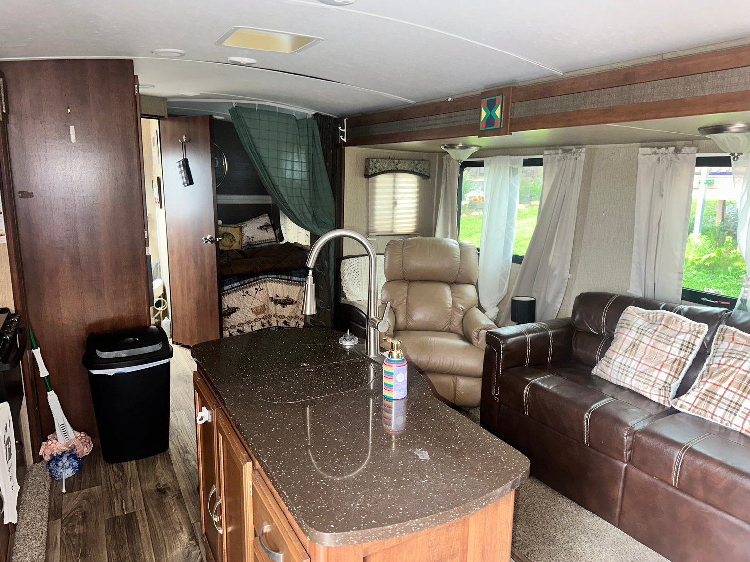 Mountain Getaway - West Jefferson: Passport Elite Camper + Golf Cart