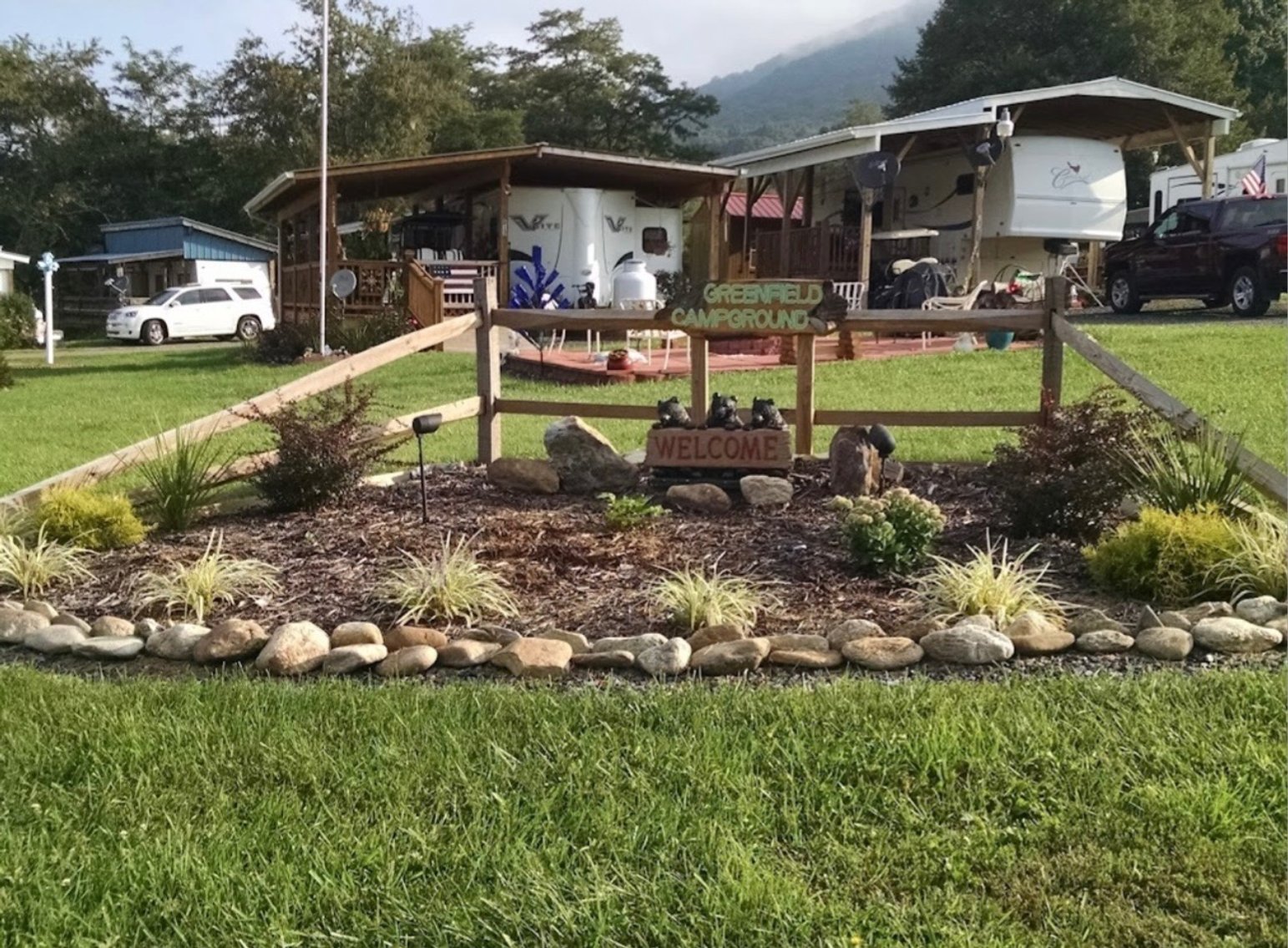Mountain Getaway - West Jefferson: Passport Elite Camper + Golf Cart
