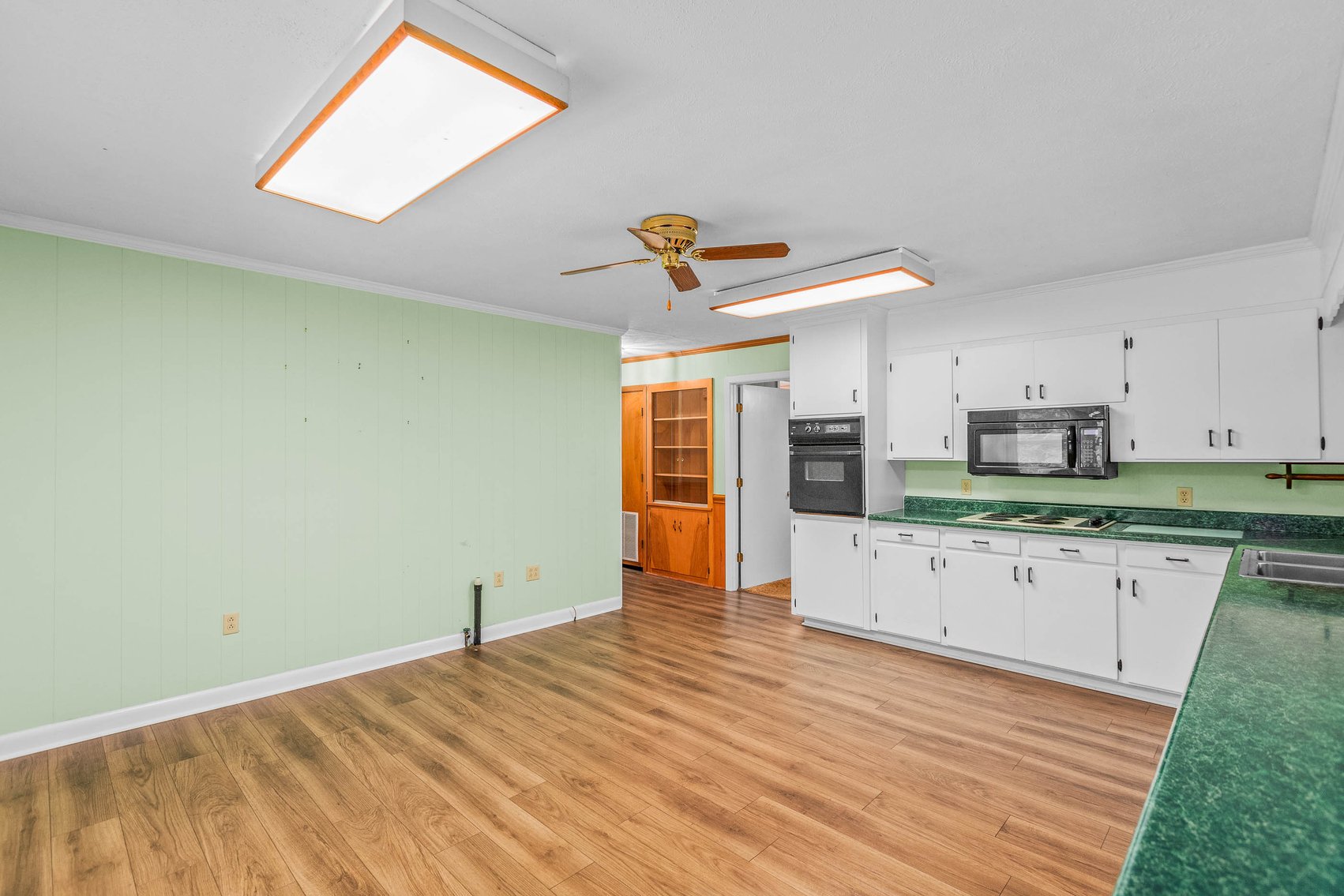 Salisbury Home on 4.5± Acres