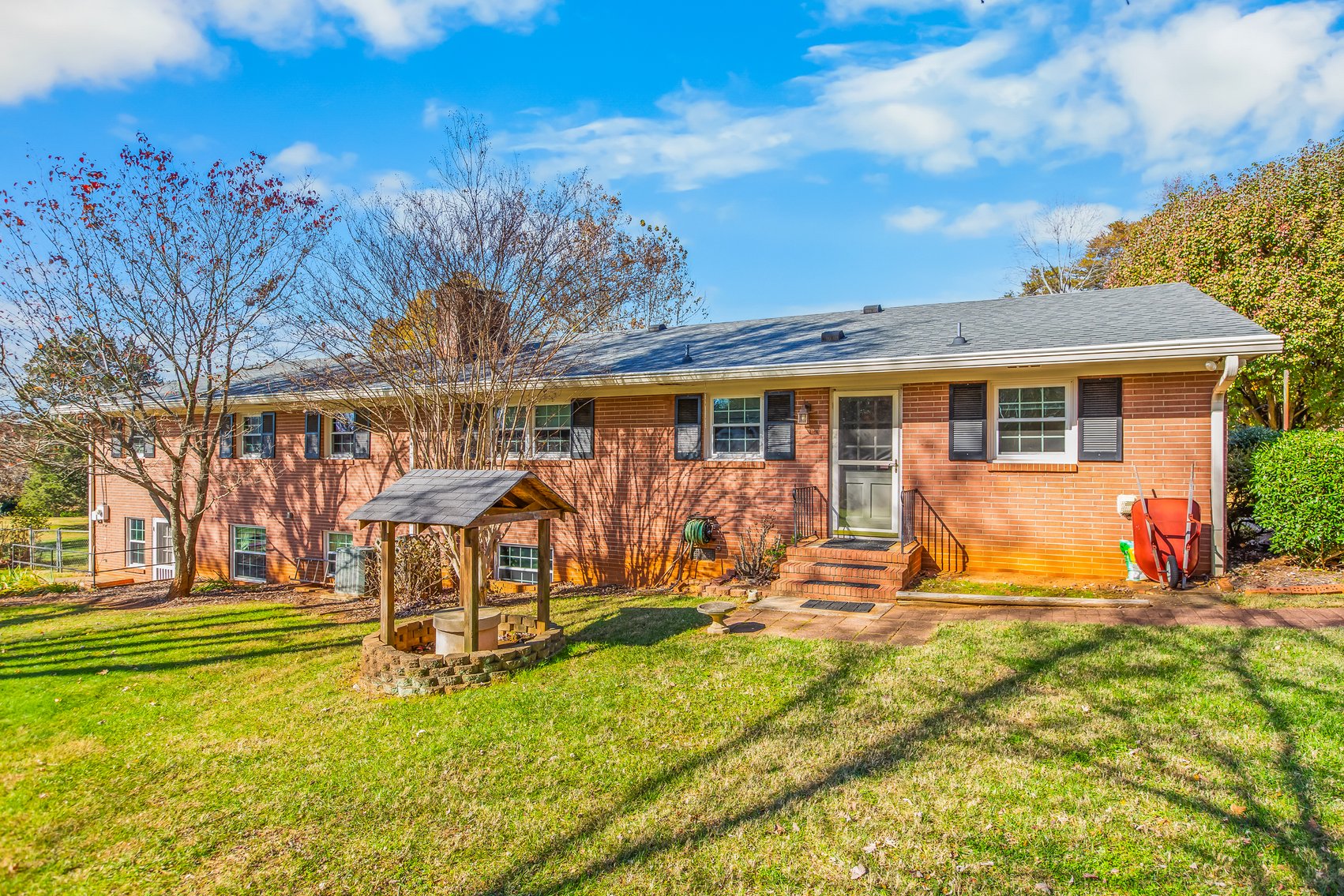 Meadowbrook Corner Classic