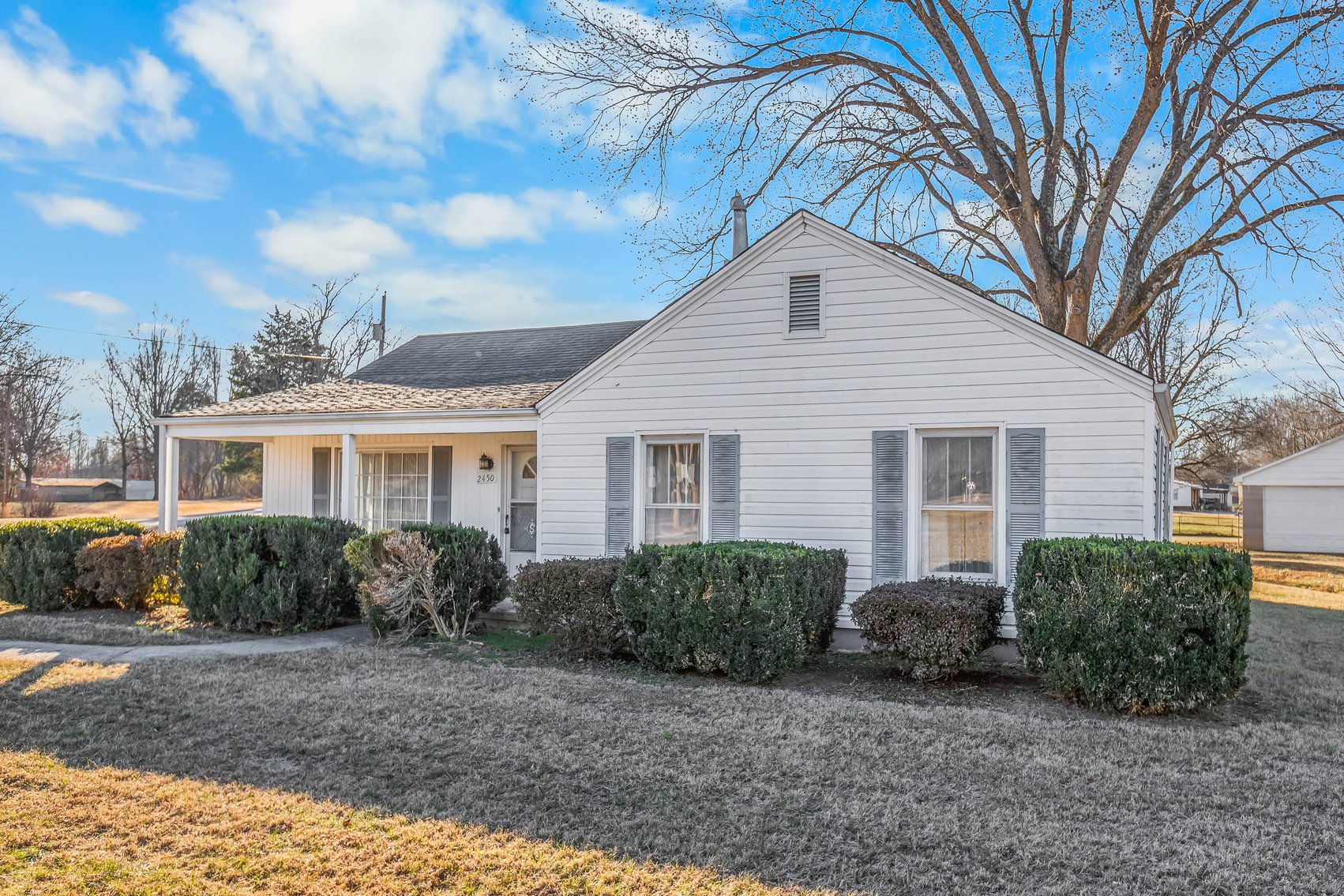 SELLING ABSOLUTE Highway 64 Opportunity - Mocksville, NC