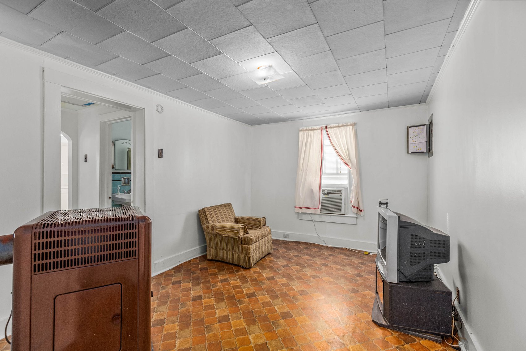 SELLING ABSOLUTE Highway 64 Opportunity - Mocksville, NC