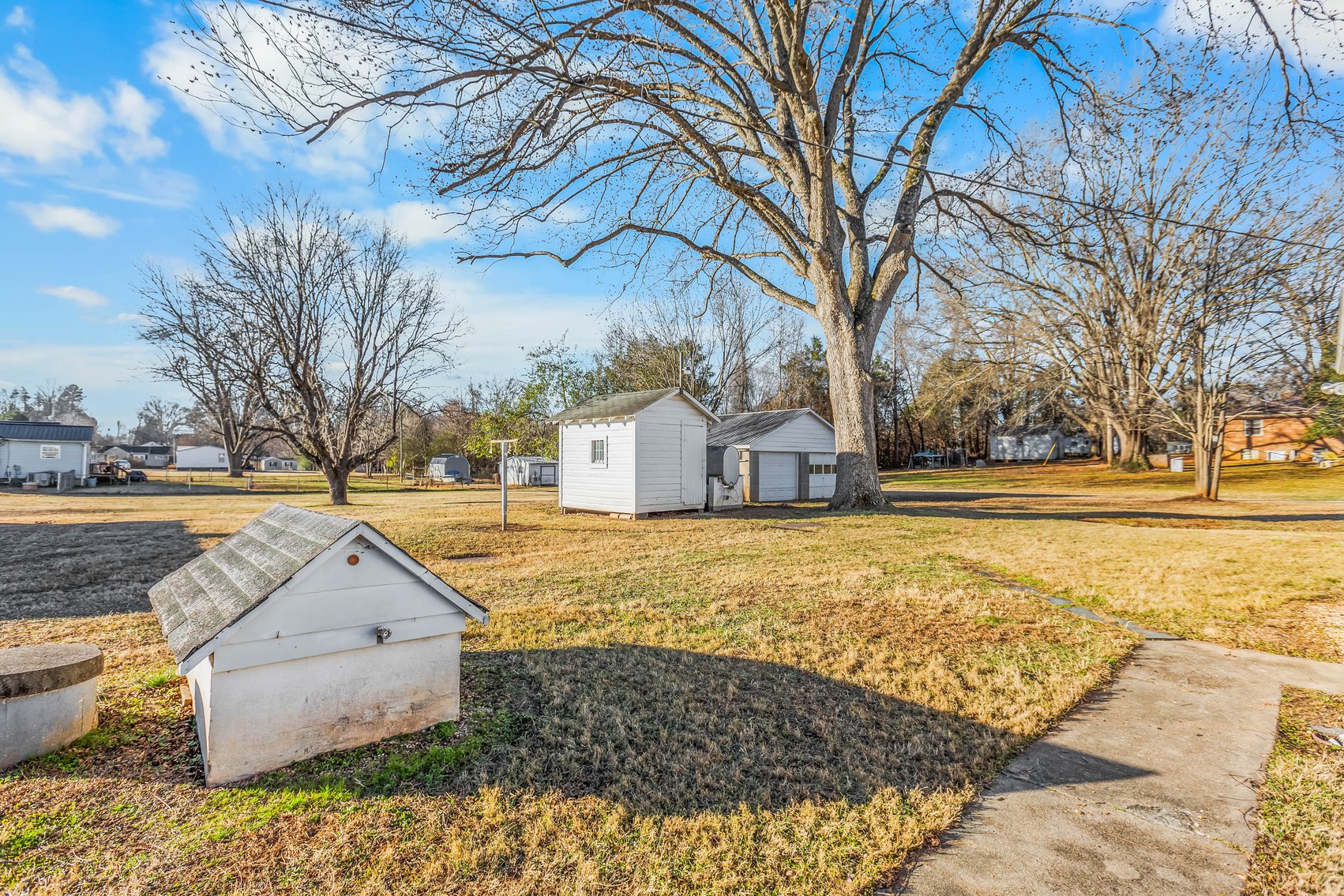 SELLING ABSOLUTE Highway 64 Opportunity - Mocksville, NC