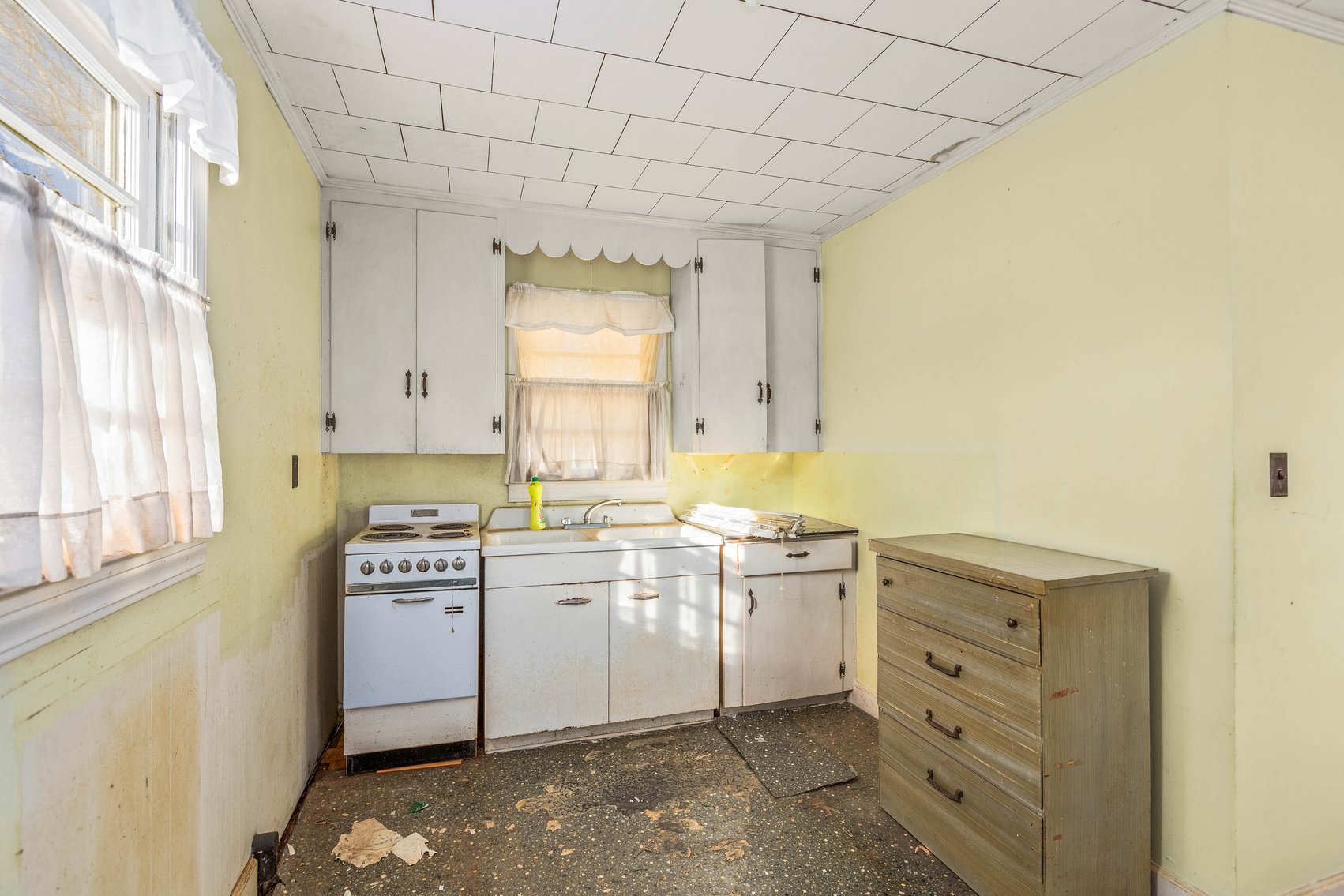 SELLING ABSOLUTE Highway 64 Opportunity - Mocksville, NC