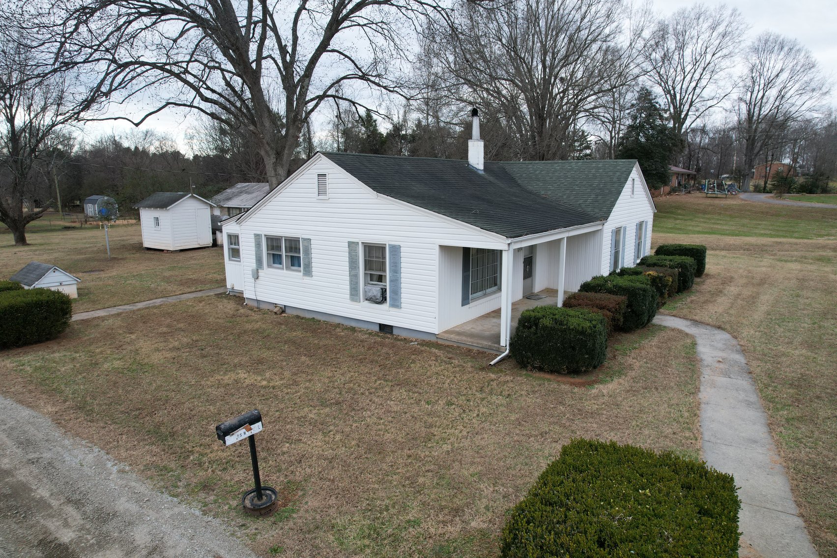 SELLING ABSOLUTE Highway 64 Opportunity - Mocksville, NC