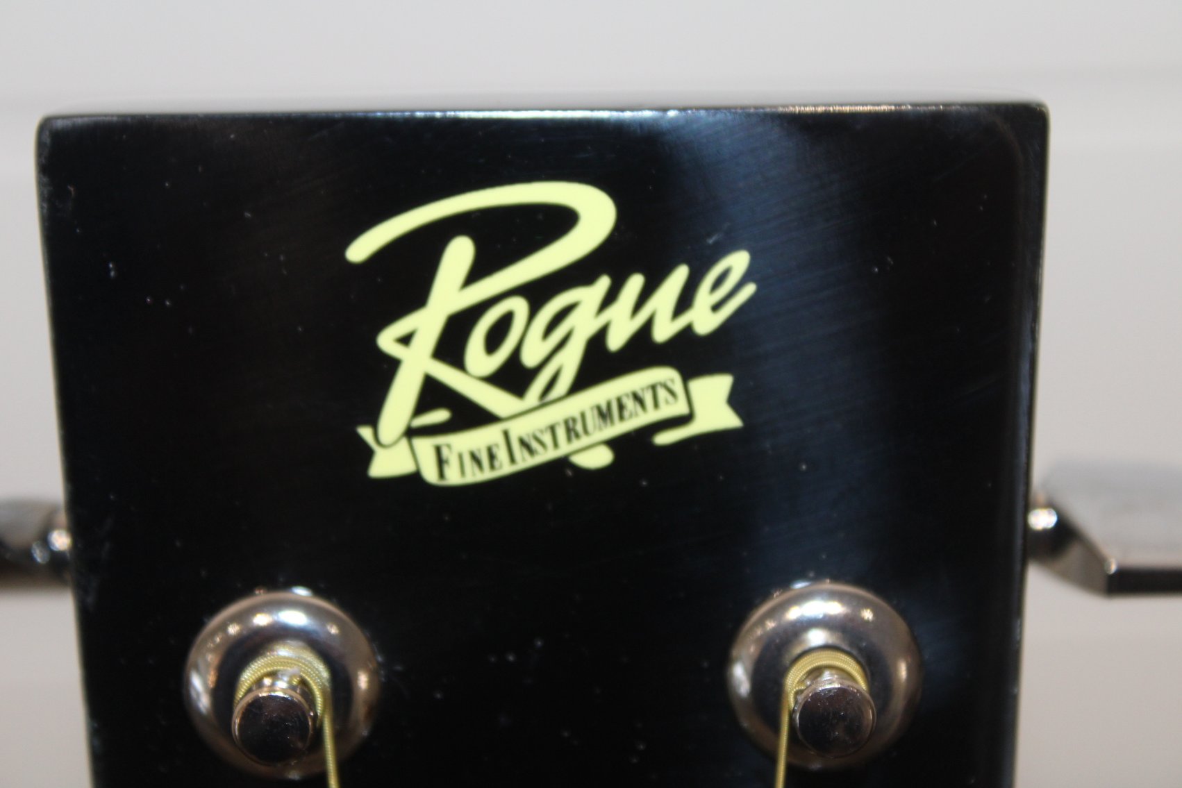 George Strait Código 1530 Tequila Signed Guitar