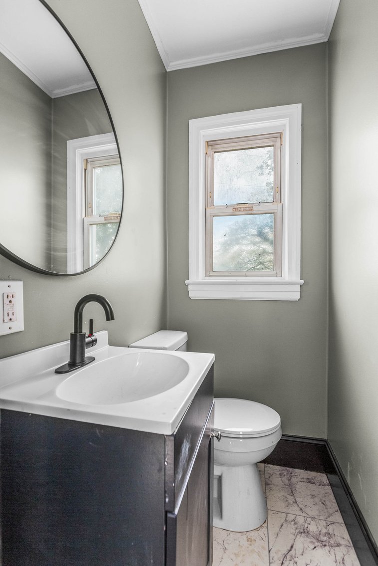 Move-In Ready WFU Area Home