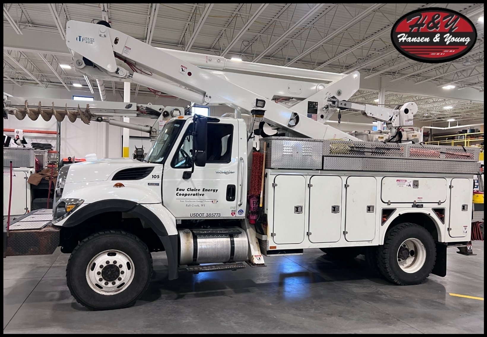 Image for 2012 International WorkStar Bucket Truck - Fall Creek, WI