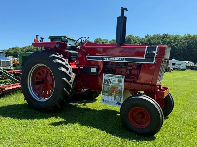 Image for WIN ME! 1975 International Harvester 1066 Black Stripe