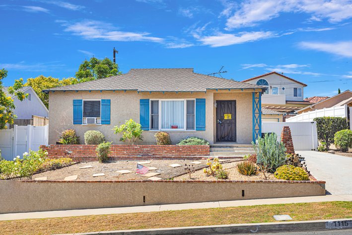 Image for Real Property for Sale - Two Homes Located Side by Side in San Pedro