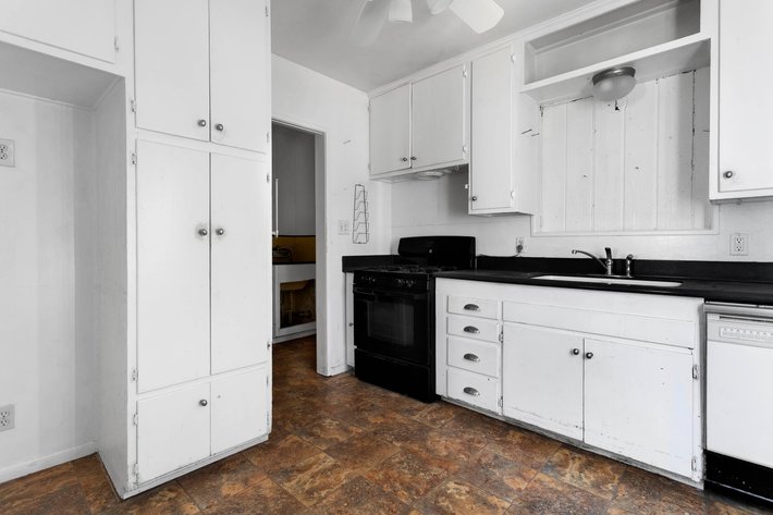 Image for Real Property for Sale - Two Homes Located Side by Side in San Pedro