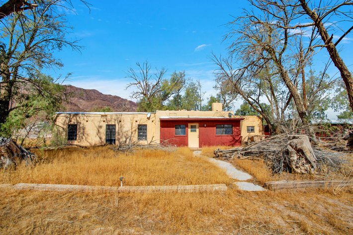 Image for Newberry Desert Ranch Retreat