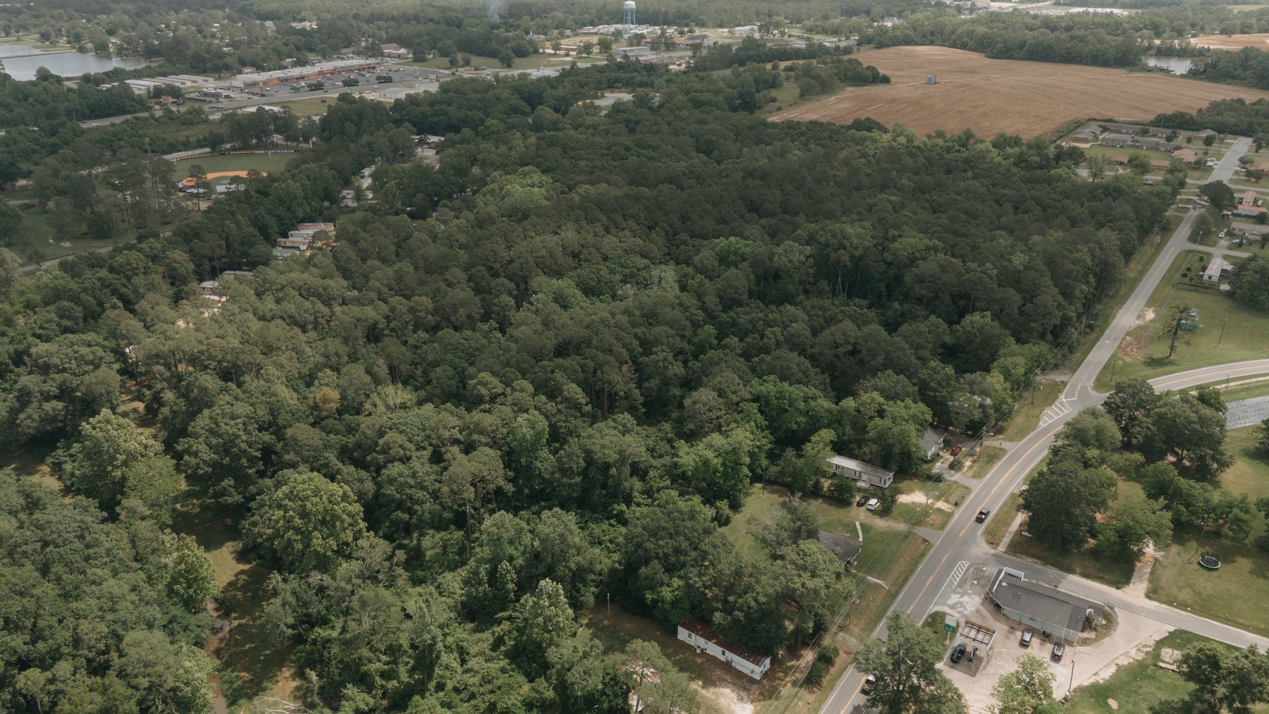 Image for Residential and Investment Real Estate in Worth and Tift County - The Estate of Henry Gordon Davis, Jr.