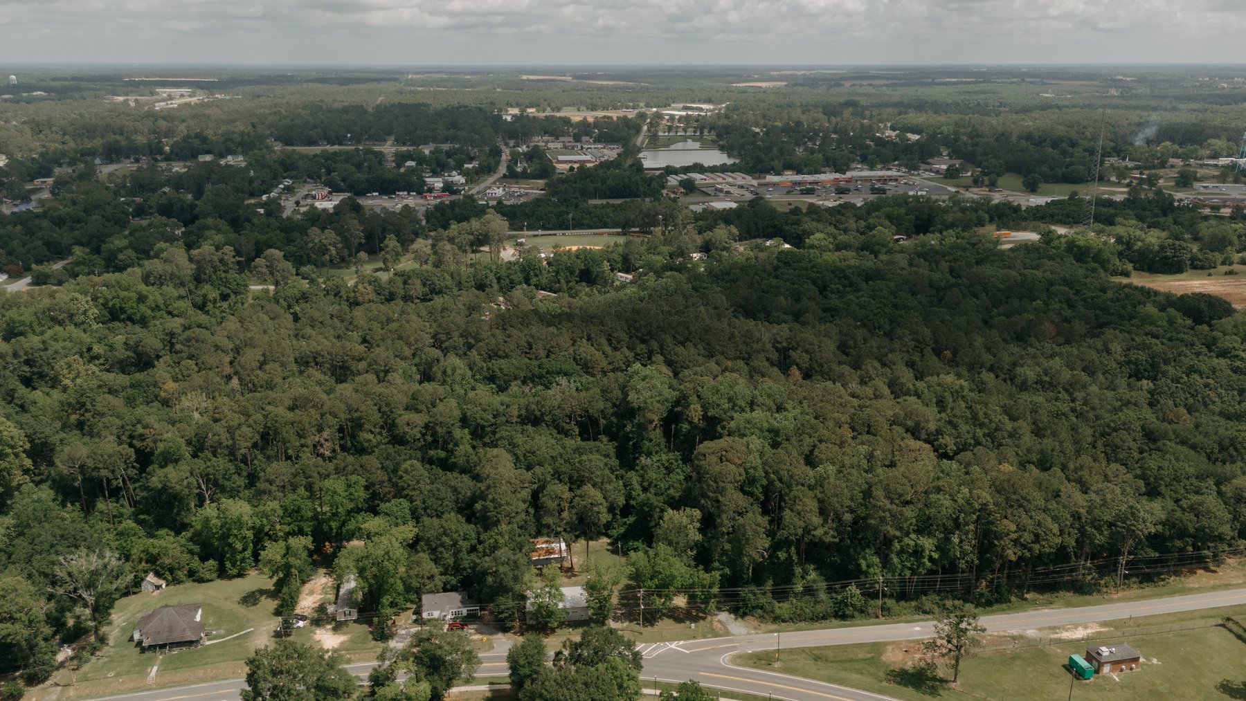 Image for Residential and Investment Real Estate in Worth and Tift County - The Estate of Henry Gordon Davis, Jr.