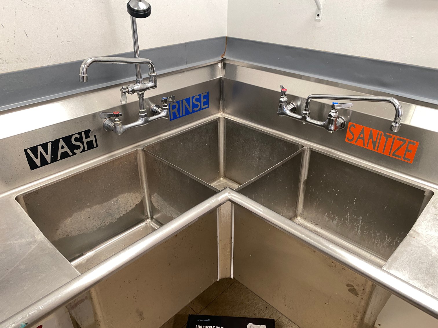 Image for Complete Liquidation of KingsCorn - Commercial Kitchen Equipment, Retail Supplies and More!