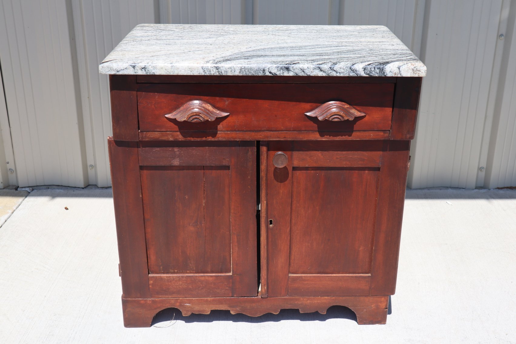 Image for August Gallery Auction #2– Vintage and Antique Collectibles, Antique Furniture, Framed Artwork, Sports Collectibles, China, Books, and More!